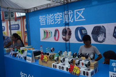 决战反击，华强北“赛格工厂店”打响电子产品研发与销售新号角